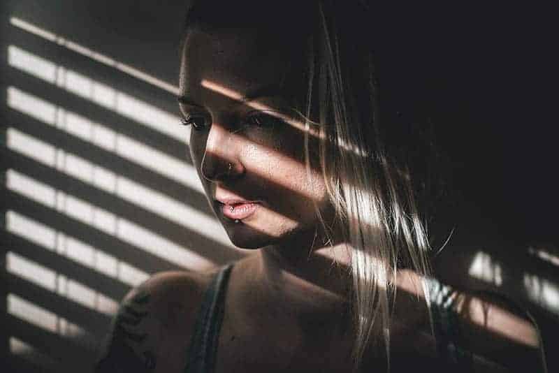 Även Om Jag Är Lite Trasig Så Kommer Jag Att Bli Någons Perfekta Kvinna