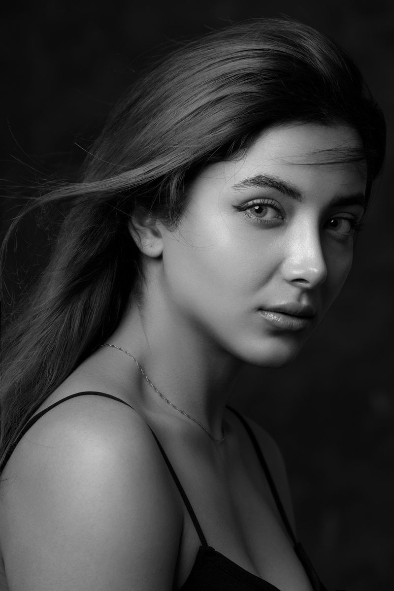 Black and White Photo of a Woman &middot; Free Stock Photo