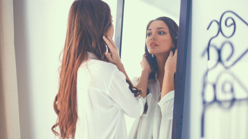Difficulty with Self-Identity Difficulty with Self-Identity