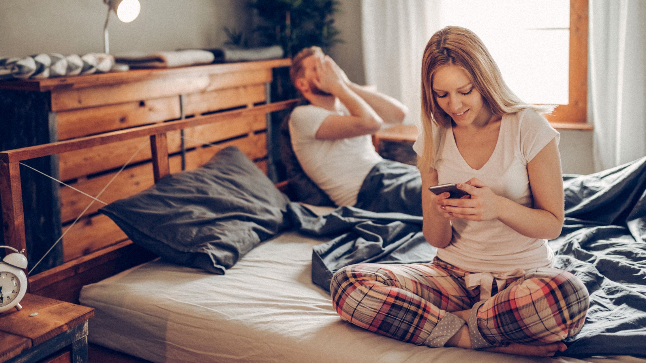 Stor åldersskillnad i en relation – kan det funka och var går gränsen?