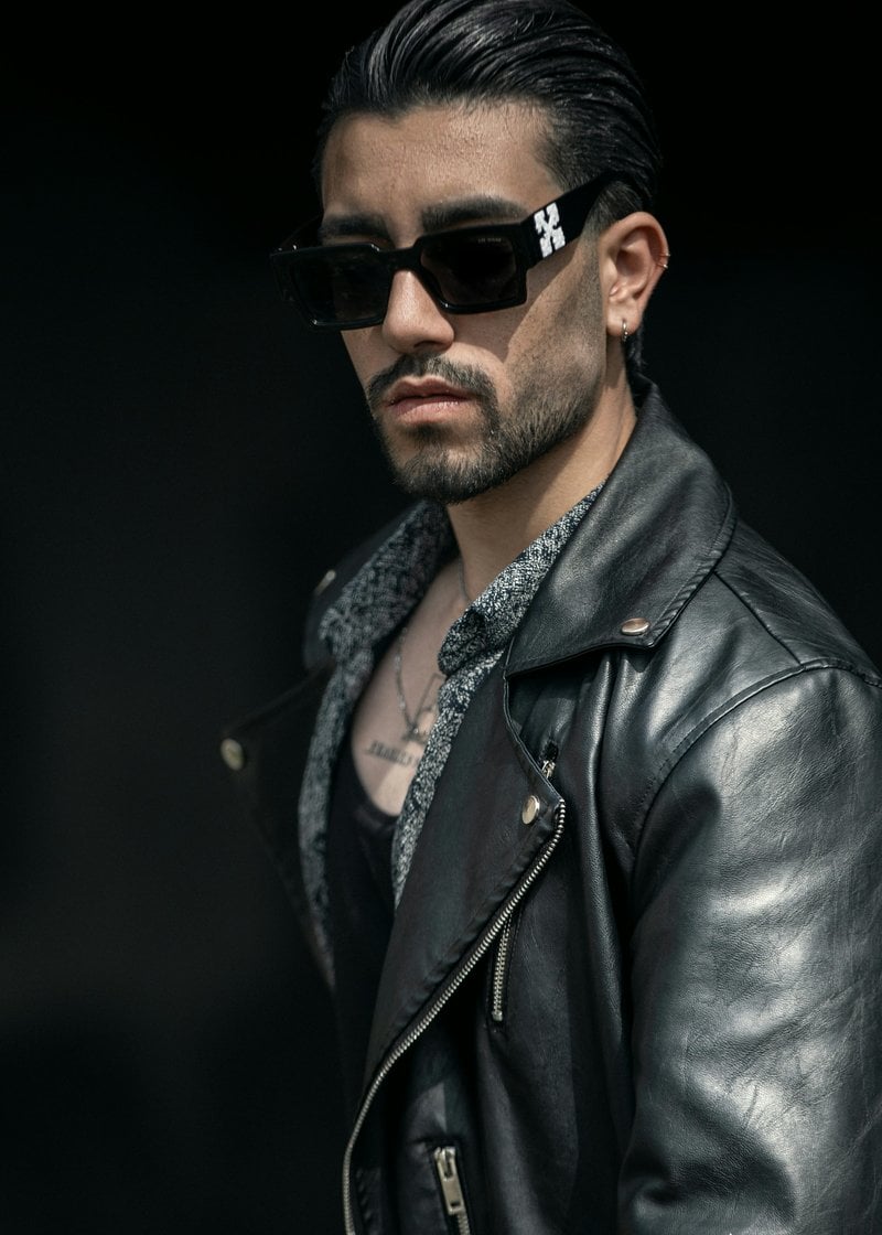 Stylish man in sunglasses and leather jacket. photo &ndash; Free Green Image on  Unsplash
