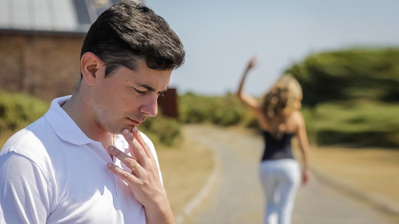 Walking away during manipulation