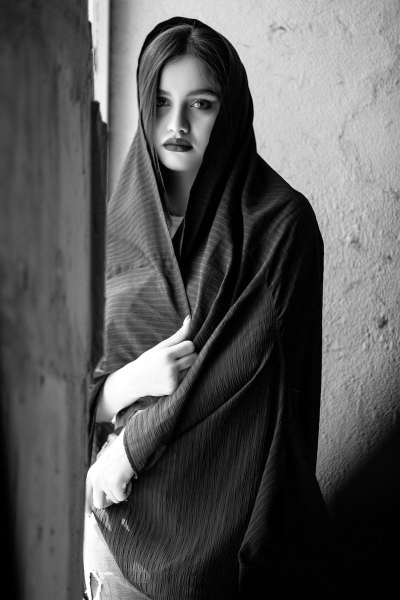 Woman Sad Portrait Black And - Free photo on Pixabay