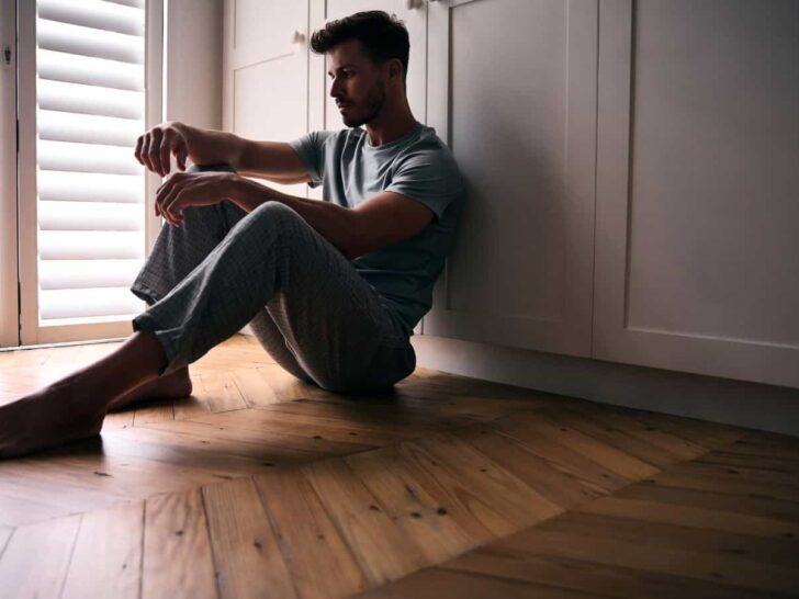9 obehagliga saker narcissister gör i smyg när du inte är hemma