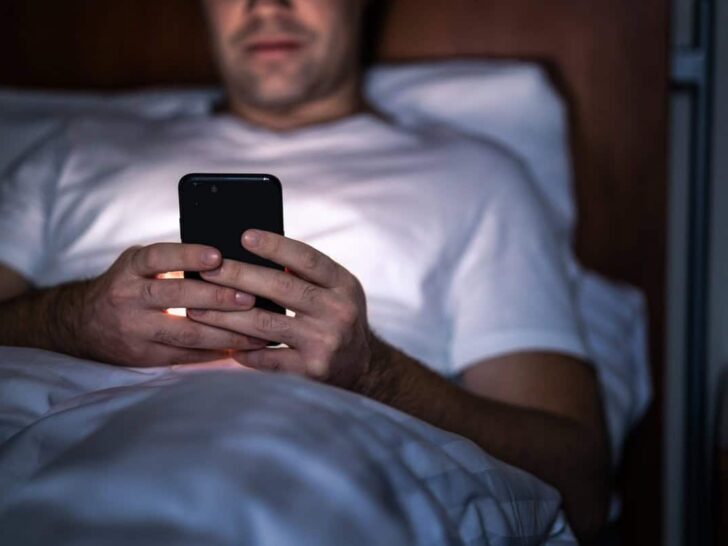 6 skäl till att vissa hellre skriver än pratar i telefon
