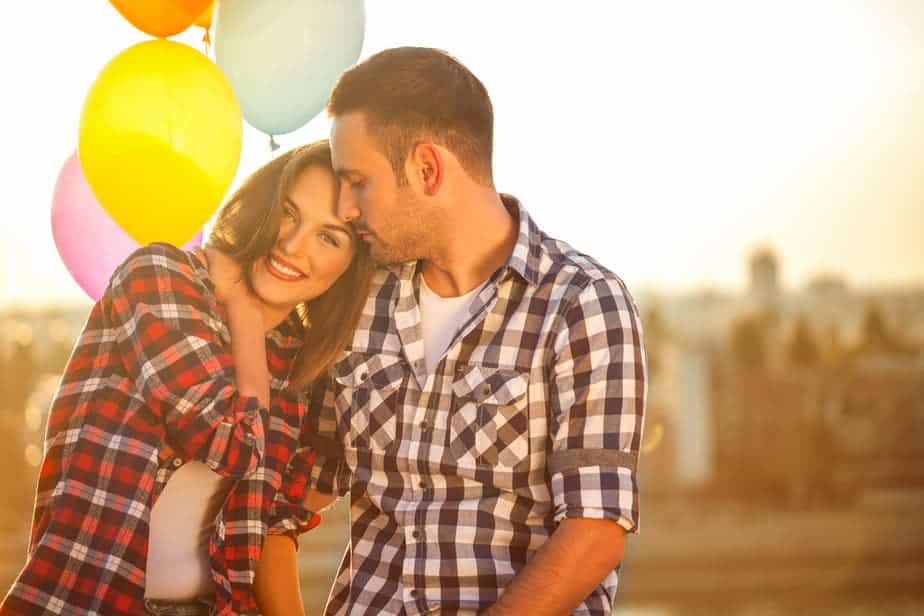 10 mit Liebe gefüllte Sätze, die mehr bedeuten als „Ich liebe dich“ zu sagen 10 mit Liebe gefüllte Sätze, die mehr bedeuten als „Ich liebe dich“ zu sagen